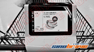 超市触摸屏购物车 忘买东西还会提醒你