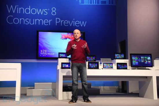 微软正式发布Windows 8消费者预览版 业界关注其触控新风尚